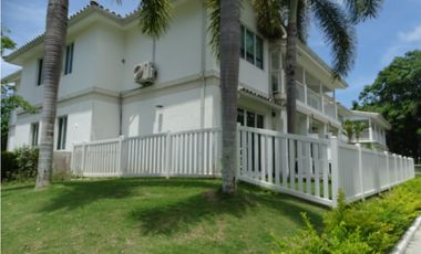 Bijao planta baja con patio en Alquiler B/2000.00