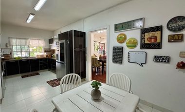 Casa en venta en Altos de Panama (MM)