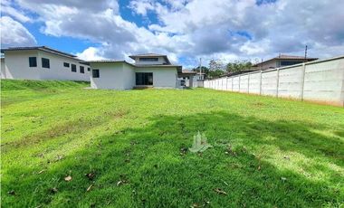 VENDO CASAS NUEVAS EN.COQUITO
