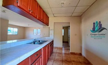 VENDO CASA 2 HAB EN EL ROBLEDAL
