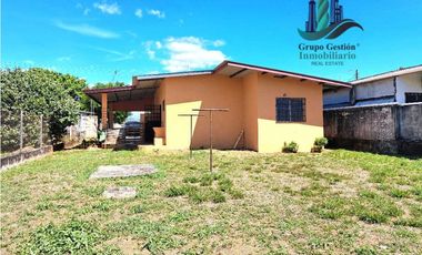 VENDO CASA 2 HAB EN EL ROBLEDAL