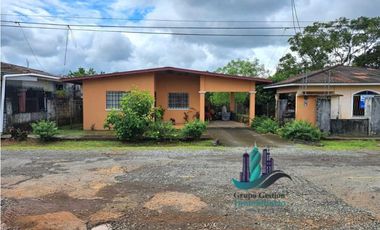 VENDO CASA 2 HAB EN EL ROBLEDAL