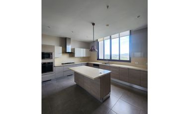 Venta Apartamento en Santa Maria, Edificio Valery Point