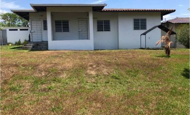 CASA EN VENTA -  HACIENDA DEL LAGO SAN CARLITOS DAVID