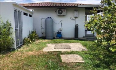 CASA EN VENTA -  HACIENDA DEL LAGO SAN CARLITOS DAVID