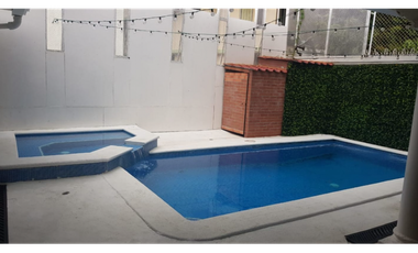 VENDO CASA EN LA ALAMEDA - TUMBA MUERTO DETRS DE FELIPE RODRGUEZ