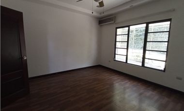 ¡Bienvenido a tu nuevo hogar en Cárdenas Village!