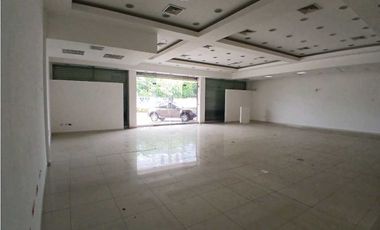 SE ALQUILA LOCAL COMERCIAL EN CENTRAL DE CHITRE.