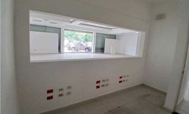 SE ALQUILA LOCAL COMERCIAL EN CENTRAL DE CHITRE.