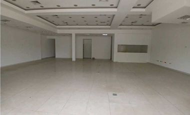 SE ALQUILA LOCAL COMERCIAL EN CENTRAL DE CHITRE.