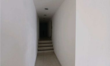 SE ALQUILA LOCAL COMERCIAL EN CENTRAL DE CHITRE.