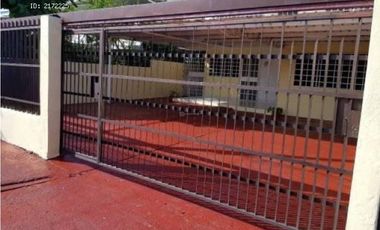VENTA CASA EN CHANIS 5 RECAMARAS