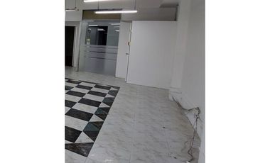 Obarrio local 130m2 centrico a solo $325K