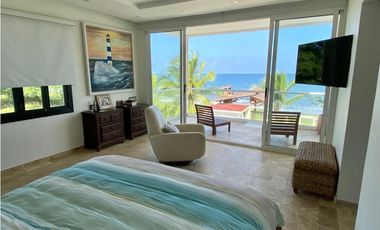 VENDO CASA DE PLAYA EN OCEAN FRONT MARINE, CODAC