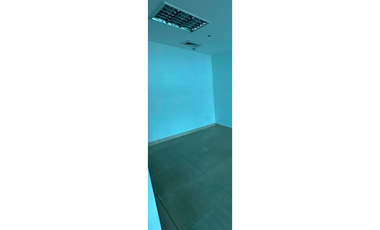 Torre Banesco  oficina 130m2 incluye mantenimiento $1,200