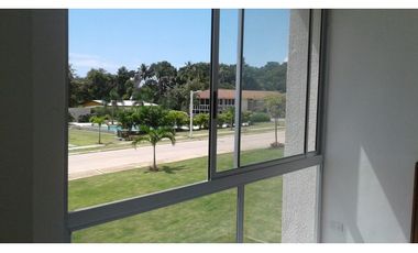 VENDO APARTAMENTO DE PLAYA EN PUNTA BARCO, PH LAS ISLAS