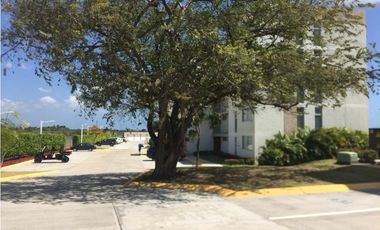 VENDO APARTAMENTO DE PLAYA EN PUNTA BARCO, PH LAS ISLAS