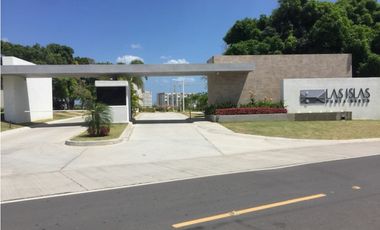 VENDO APARTAMENTO DE PLAYA EN PUNTA BARCO, PH LAS ISLAS