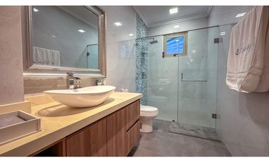 Venta Casa en Santa María, Fairway Estate