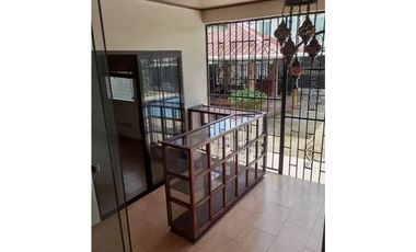 ALQUILO HERMOSA CASA AMOBLADA CON PISCINA EN VILLA ZAITA