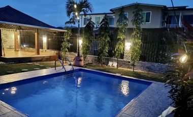 ALQUILO HERMOSA CASA AMOBLADA CON PISCINA EN VILLA ZAITA