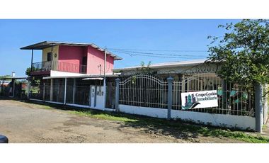 VENDO CASA CON APARTAMENTO CERCA A UNIVERSIDAD