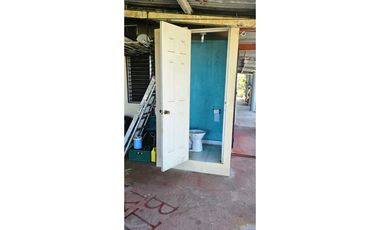 VENDO CASA CON APARTAMENTO CERCA A UNIVERSIDAD