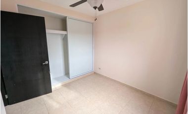 VENDO AMPLIA CASA EN BARRIO COLÓN 142 MTS 2