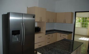 Venta de casa en Villa Valencia Costa Sur