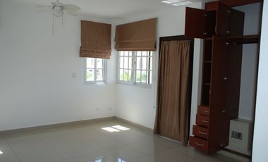 Venta de casa en Villa Valencia Costa Sur