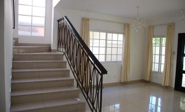 Venta de casa en Villa Valencia Costa Sur