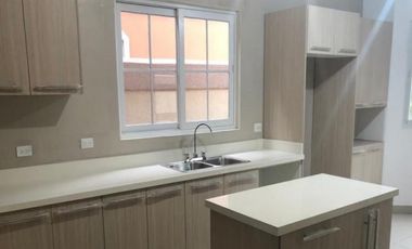 VENTA DE CASA COSTA SUR - RESIDENCIAL EL DORAL