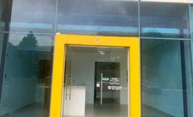 LOCAL EN ARRAIJAN PLAZA  FORUM  3NIVELES 127M2