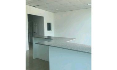 LOCAL EN ARRAIJAN PLAZA  FORUM  3NIVELES 127M2