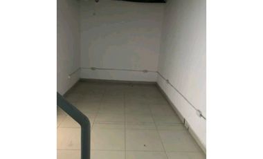 LOCAL EN ARRAIJAN PLAZA  FORUM  3NIVELES 127M2