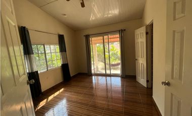 VENTA CASAS 3 EN 1 EN ALTOS DEL MARIA PARA NEGOCIO AIRBNB