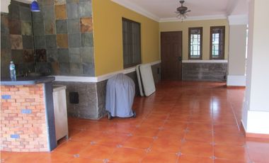SE VENDE CASA EN EL DORADO