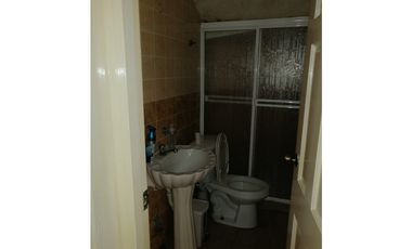VENDO CASA DOS NIVELES Residencial Villas del Bosque