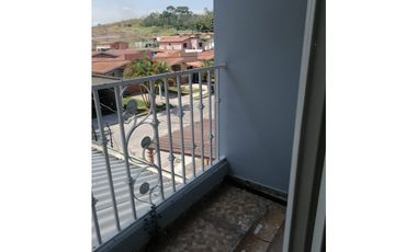 VENDO CASA DOS NIVELES Residencial Villas del Bosque