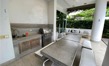 VENTA DE APARTAMENTO EN SAN CARLOS PH SOLEO PUNTA BARCO COD. 4381