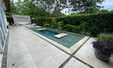 VENTA DE APARTAMENTO EN SAN CARLOS PH SOLEO PUNTA BARCO COD. 4381