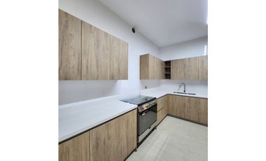 Venta Casa en Santa María, The grove