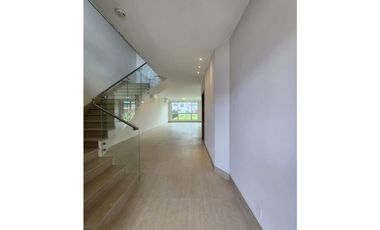 Venta Casa en Santa María, The grove