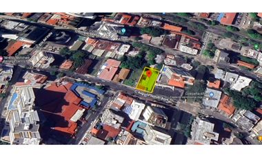 Se Vende Terreno con Edificio Comercial en El Cangrejo