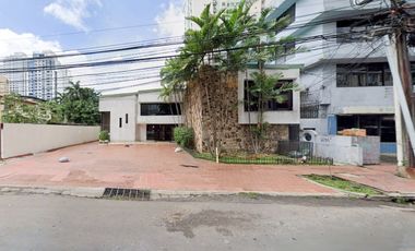 Se Vende Terreno con Edificio Comercial en El Cangrejo