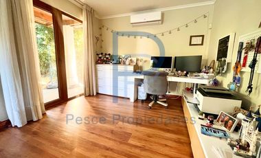 ¡OPORTUNIDAD DE NOVACIÓN!  PRECIOSA CASA EN CONDOMINIO