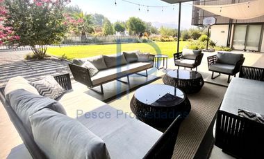 CASA 100% ELÉCTRICA CON PANELES SOLARES CONDOMINIO 24/7