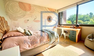 CASA 100% ELÉCTRICA CON PANELES SOLARES CONDOMINIO 24/7