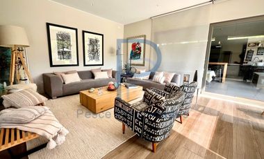 CASA 100% ELÉCTRICA CON PANELES SOLARES CONDOMINIO 24/7