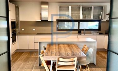 CASA 100% ELÉCTRICA CON PANELES SOLARES CONDOMINIO 24/7